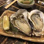 田舎家 旬 - 生牡蠣　380円
