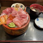 Sushi Dokoro Hishinoki - 船橋市場丼