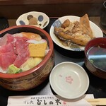 すし処ひしの木 - 本日の煮魚と4種丼