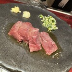 焼肉赤身にくがとう - 