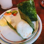 Onigiri Sutando Rittsubon - 海苔ピーン、ご飯は柔らかめ