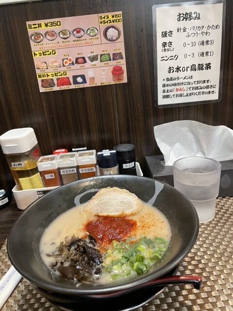 濃厚とんこつラーメン 一峰 - 竹ノ塚/ラーメン | 食べログ