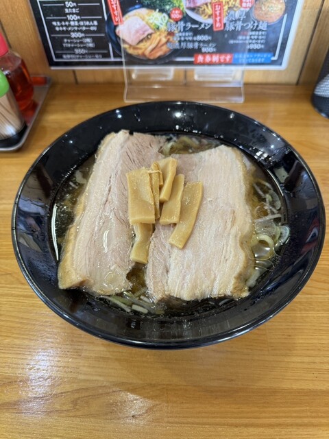 やまなしのラーメン 山梨県が誇る唯一無二のご当地ラーメンである「やまなし源水