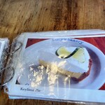 バブルオーバー - メニュー写真　キーライムパイ