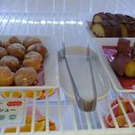 ベイクオーレ - いちごのプチシュー、紅はるかの焼き芋