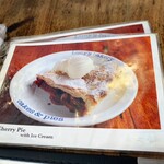 バブルオーバー - メニュー写真　チェリーパイ