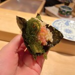 鮨 一二郎 - 最近では名物になりつつある「トロタクと海ぶどう」プチプチ食感が新鮮！磯の香りが弾けます。〆の干瓢もあり。