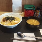 松屋 - 親子丼(590円)