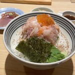 日本橋海鮮丼 つじ半 神楽坂店 - 