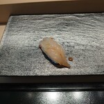 鮨 以とう 一貫 - ボタン海老