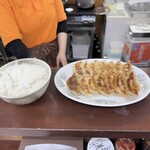 餃子のゆうた - 料理写真: