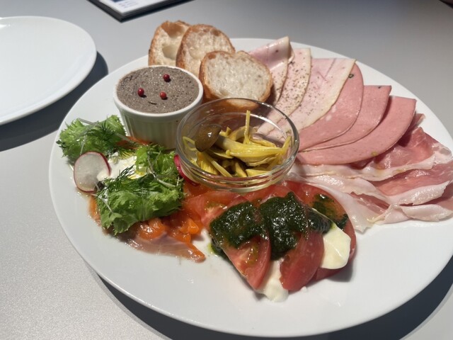 BATSUJI BREWING（バツジ ブルーイング） - 青葉通一番町（ビアバー）の写真