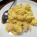 美味軒 小伝馬町店 - エビと玉子炒め