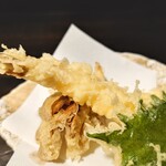 토와다 하츠하나 소바 & 와인 이자카야 - 새우 튀김 소금 1개