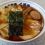 らーめん くぼ田 - 料理写真:醤油ワンタン麺1,150円+煮卵100円