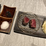 Sanguubashi Ibusana - 焼肉の提供スタイル