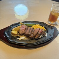 神戸牛炉釜炭焼ステーキ IDEA 銀座 - 