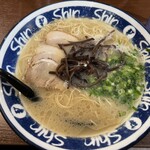 博多らーめん ShinShin KITTE博多店 - 