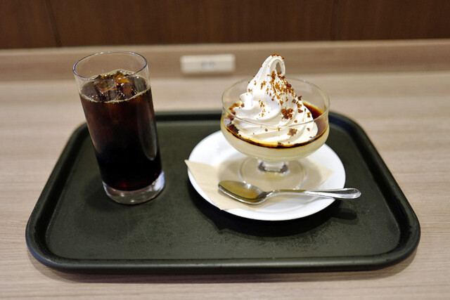 CAFFE VELOCE Shinjuku Icchome Kita Ten photo 2