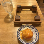 Guriru Ichikyuusan Zero Tsubame Guriru - トマトのファルシーサラダ４１８円。これ、絶品です。甘いトマトとオーロラソース、キャベツのサラダがピッタリです。