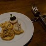 カーヴ - アミューズ