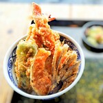 光る海 - かにえび天丼