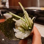 Kanazawa Maimonzushi - 極上海苔手巻きかっぱ(450円)