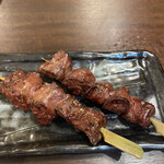 Oreno Yakitori - レバー串３８０円。臭みのないレバーは、焼きすぎずレアすぎない絶妙な火入れで、とーっても美味しくいただきました（╹◡╹）（╹◡╹）