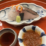 Akasaka Kikunoi - 昼懐石１５７３０円。明石天然鯛、さごし。こちらのさごし大好物です。板ポン酢がなくてやや残念でしたが、とても美味しかったです（╹◡╹）（╹◡╹）