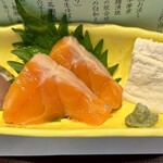 がんこ - お造り
　　・自家製生ゆば・サーモン・ぶり