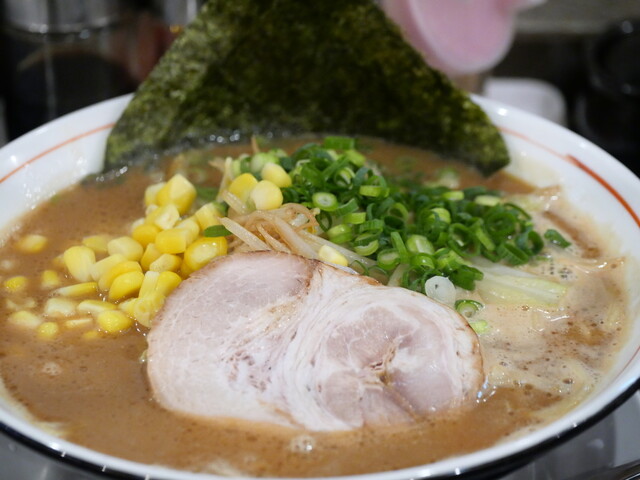 博多豚骨ラーメン よかいち - 横手（ラーメン）の写真