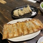 餃々 - チャオチャオ餃子とエビプリ餃子