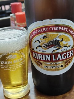 Sakaeya Shokudou - キリンラガービール、こちらは大瓶