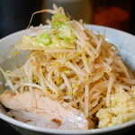 ラーメン マシンガン - 料理写真: