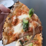 MEAL TOGETHER ROOF TERRACE - 桜エビとアスパラガスのトマトクリームピッツァ リフト♪