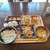 和のburi×sushi - 料理写真:漬け丼と炙りブリ寿司のハーフ&ハーフ定食ご飯大盛(漬けの魚は炙り)