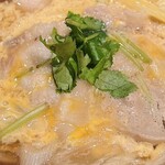 Kaisen Koshitsu Izakaya Uozake - 三つ葉と豚バラ肉の卵とじ　byまみこまみこ