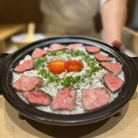肉割烹ふたご 北新地店 - 特製ブレンド米のしらす飯