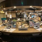 Sengyo To Robatayaki Gyorogyoro - 店内