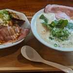 こころば - 鶏豚白湯らぁ麺　焼豚飯セット