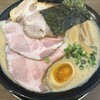 ラーメン 赤シャモジ 桜木店