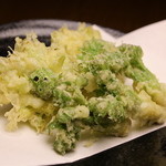 Wafuu Dainingu Sakuragi - 山菜の天ぷら