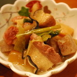 磯の茶屋 - 鯨の炒め煮