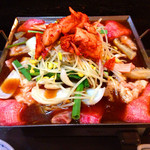 テッチャン鍋金太郎 - 肉は特上盛り合わせ＋ホルモン盛り合わせ＋野菜