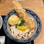 難波千日前 釜たけうどん - 