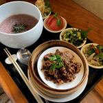 薬膳料理 茉莉花 - 料理写真:上海粥＆黒酢鶏の膳