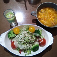 ブッフェアンドカフェ スロープサイドダイナー ザクロ - 