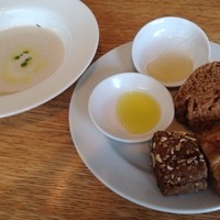 TOOTH TOOTH GARDEN RESTAURANT - パン食べ放題〜♥️