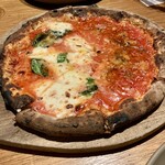ドンブラボー - 【ピザ】マルゲリータ＆マリナーラ