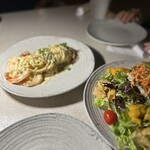 Longboards Bar & Grill - 